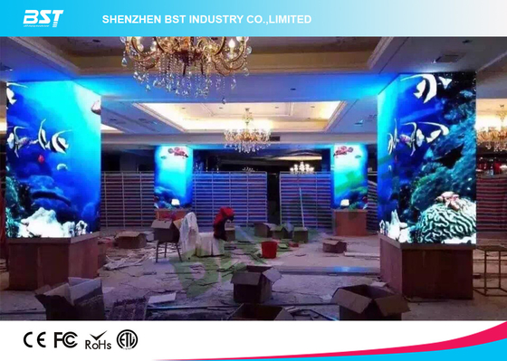 Electronic P4 Curved Indoor Advertising LED Display 100000 Hours Lifetime For Big Mall