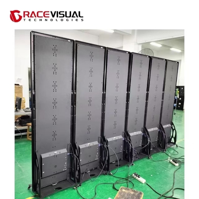 3840hz উচ্চ রিফ্রেশ রেট হালকা ওজন ইনডোর ফুল কালার এলইডি পোস্টার স্ক্রিন 48 কেজি / টুকরা চাকা টোটেম সহ